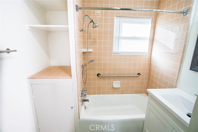 Detail Gallery Image 12 of 38 For 225 Barry, Ventura,  CA 93001 - 2 Beds | 1 Baths