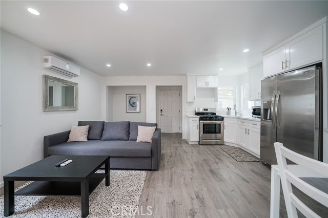 409 W Harvard Unit: A