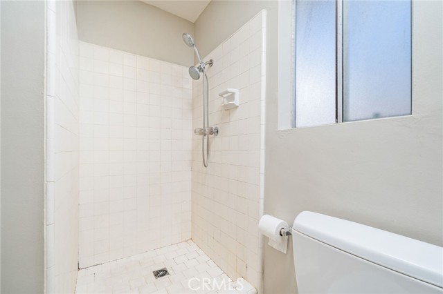 336 S Grandin Avenue, Azusa CA: https://media.crmls.org/medias/519611a7-0e47-4960-ac94-3048e5f3ab23.jpg