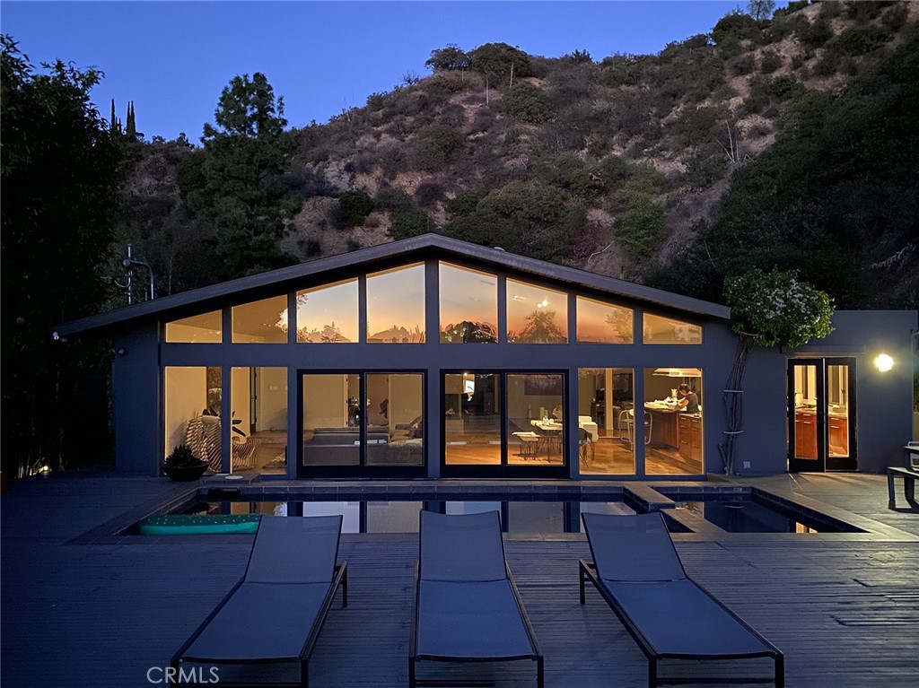 2420 Bowmont Drive