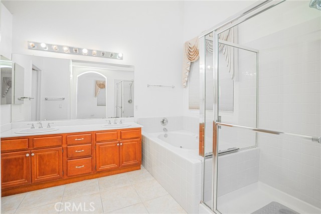 39754 Calle Azucar, Murrieta CA: https://media.crmls.org/medias/51973fa9-cf11-4be5-87ee-e3cf5790fdff.jpg