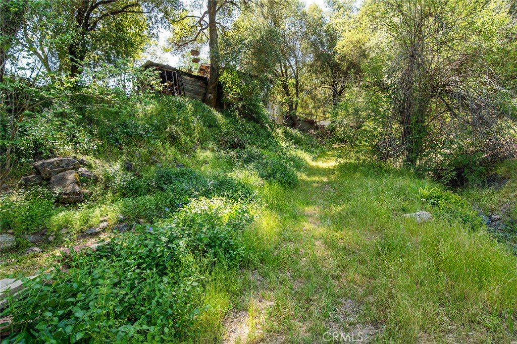 https://media.crmls.org/medias/5197aa07-6bb5-46e2-a9f0-781100d394b7.jpg?preset=X-Large