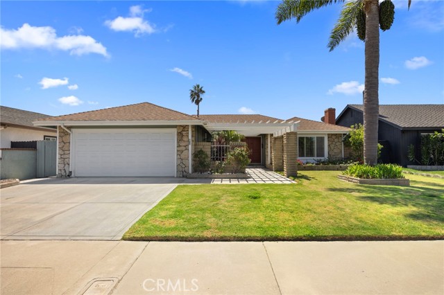 8572 Sable Dr, Huntington Beach, CA 92646