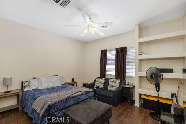 Image 15 of 26 For 68744 Durango Road