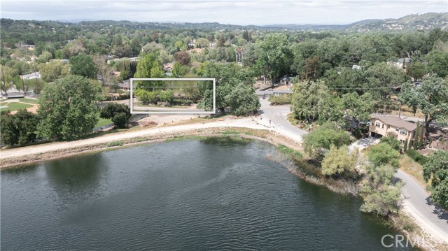 8975 Azucena Avenue, Atascadero CA: https://media.crmls.org/medias/519992c9-019f-42bf-ae93-82a82080b5e9.jpg