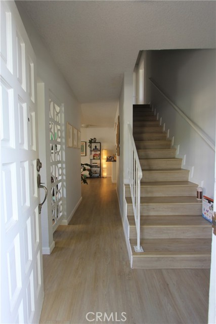 Entry to Owners Unit 'A