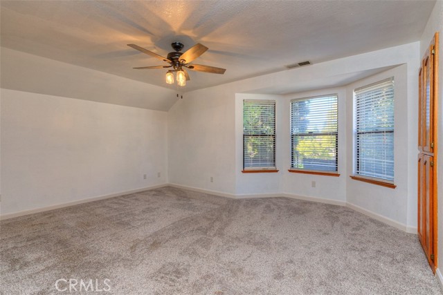 1022 Sir William Court, Chico CA: https://media.crmls.org/medias/5199aa6b-9c4a-4285-a9fd-8f3d1bf16d31.jpg