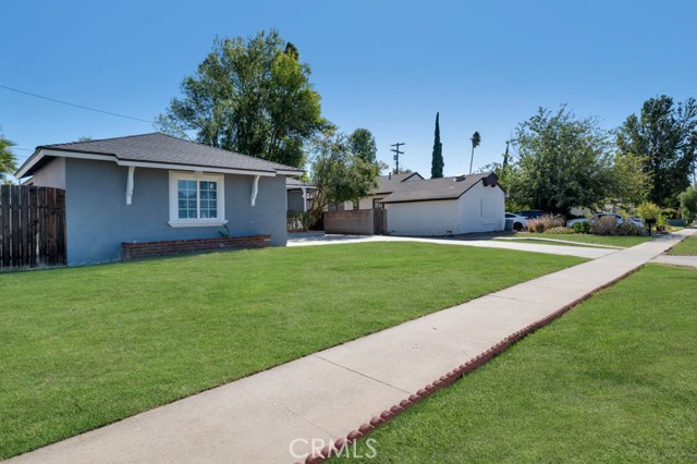 7708 Penfield photo 5
