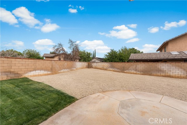 42346 W 47th W Street, Lancaster CA: https://media.crmls.org/medias/519adb8d-cd86-4d2b-b33f-44a16ef72788.jpg