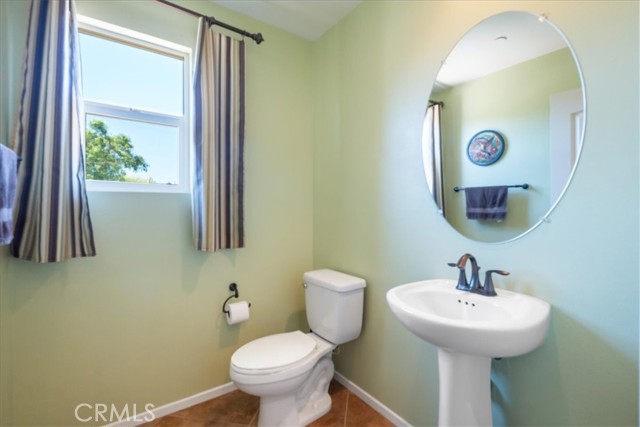 Detail Gallery Image 36 of 56 For 287 Tom Mcguinness Jr. Cir, Fallbrook,  CA 92028 - 4 Beds | 2/1 Baths