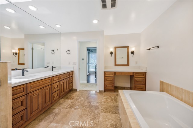 Detail Gallery Image 35 of 49 For 23 Foxglove Way, Irvine,  CA 92612 - 4 Beds | 2/1 Baths