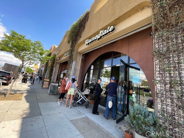  Commercial for Sale in Los Angeles, California