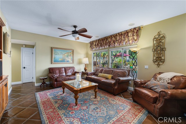 Detail Gallery Image 25 of 75 For 5376 Edgewood Dr, La Verne,  CA 91750 - 4 Beds | 3 Baths