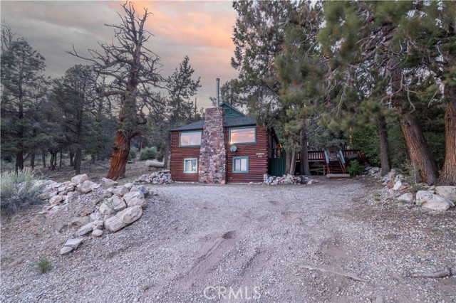 Detail Gallery Image 1 of 1 For 88 E Lakeview Trl, Big Bear City,  CA 92314 - 3 Beds | 1 Baths