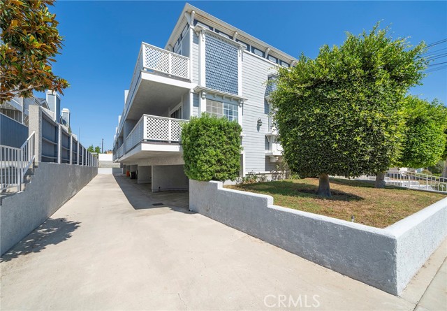 1421 12th Street, Manhattan Beach, California 90266, 2 Bedrooms Bedrooms, ,2 BathroomsBathrooms,Residential,Sold,12th,SB22202836