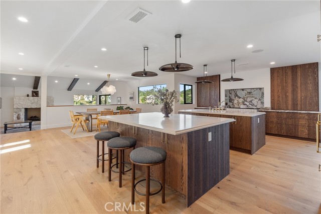 Detail Gallery Image 12 of 61 For 3250 Coldwater Canyon Ave, Studio City,  CA 91604 - 4 Beds | 4 Baths