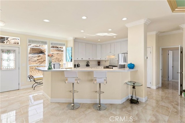 Detail Gallery Image 8 of 42 For 9289 Box Springs Mountain Rd, Moreno Valley,  CA 92557 - 4 Beds | 2 Baths