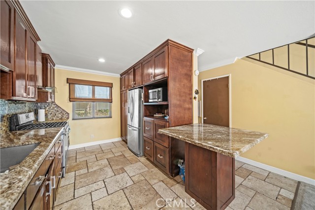 2927 Kelp Lane photo 3