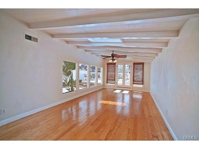 Detail Gallery Image 17 of 24 For 16767 Bayview Dr, Sunset Beach,  CA 92649 - 3 Beds | 2 Baths
