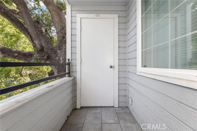 Detail Gallery Image 28 of 47 For 23163 Mulholland Drive #6, Woodland Hills,  CA 91364 - 2 Beds | 2/1 Baths