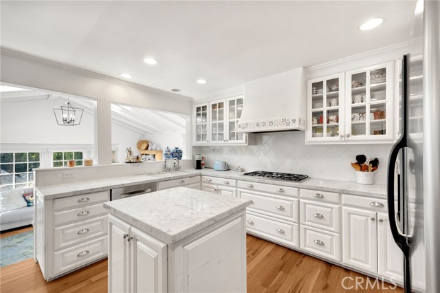 Detail Gallery Image 44 of 55 For 3301 Tilden Ave, Los Angeles,  CA 90034 - 4 Beds | 4 Baths