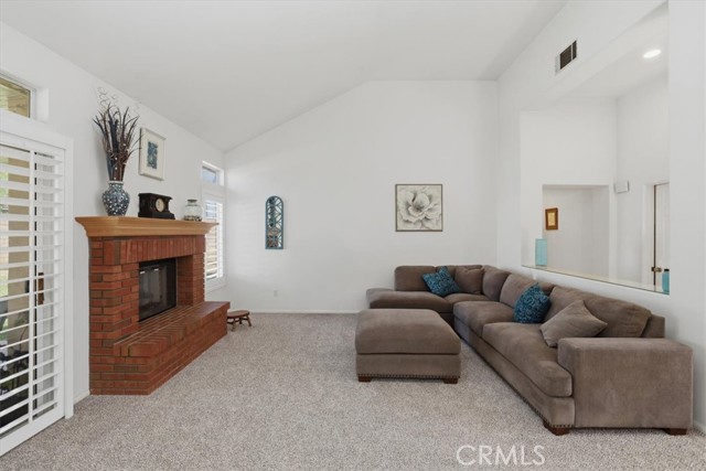 Detail Gallery Image 12 of 42 For 5935 Kings Ranch, Riverside,  CA 92505 - 4 Beds | 2 Baths