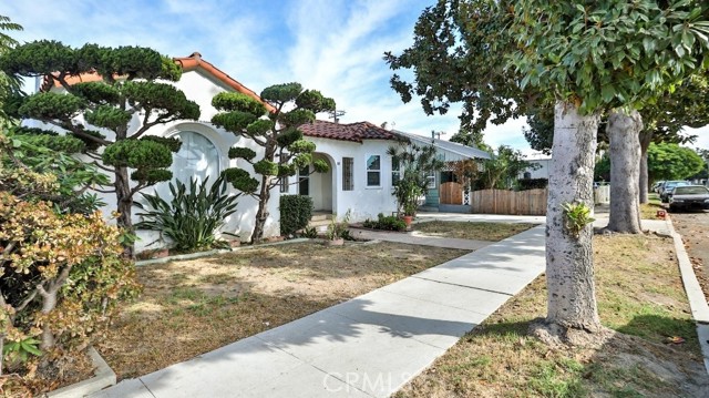 43 Mountain View Street, Long Beach, California 90805, 2 Bedrooms Bedrooms, ,1 BathroomBathrooms,Single Family Residence,For Sale,Mountain View,PW24234544