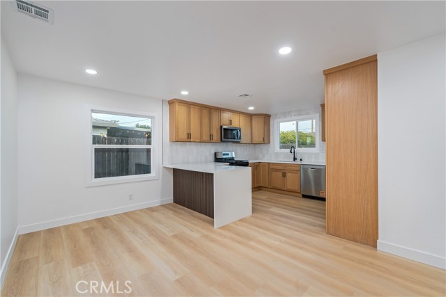 Detail Gallery Image 6 of 26 For 12629 Thomas, Chino,  CA 91710 - 5 Beds | 2 Baths