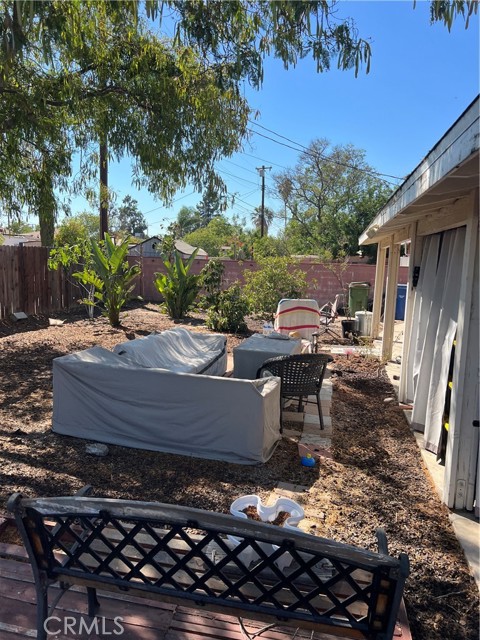 8655 RINCON Avenue, Sun Valley CA: https://media.crmls.org/medias/51a26844-1e03-4372-b9fb-6e1ca2e63567.jpg