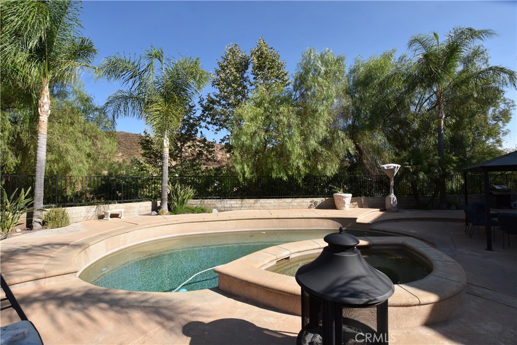 51A2Afdd 6364 4C31 9D26 54Ba0B142292 28760 Mauch Street, Saugus, Ca 91390 &Lt;Span Style='BackgroundColor:transparent;Padding:0Px;'&Gt; &Lt;Small&Gt; &Lt;I&Gt; &Lt;/I&Gt; &Lt;/Small&Gt;&Lt;/Span&Gt;