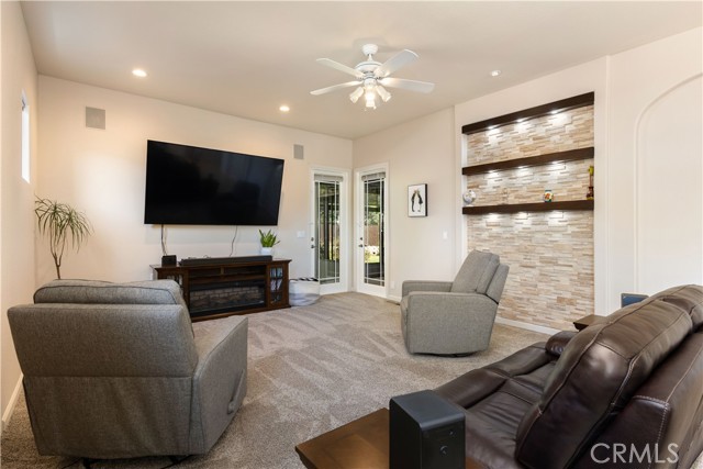 1685 Alden Avenue, Lakeport CA: https://media.crmls.org/medias/51a2b947-181e-4fc6-83ea-54a64b902253.jpg
