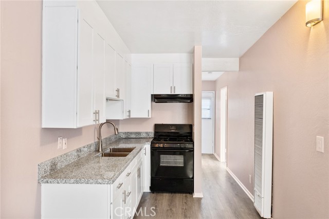 Detail Gallery Image 7 of 15 For 102 Avenida Pelayo a,  San Clemente,  CA 92672 - 1 Beds | 1 Baths