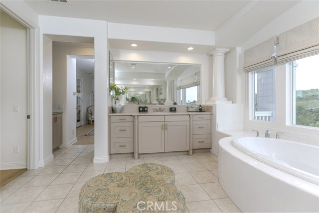 Image 47 of 67 For 12356 Longacre Avenue