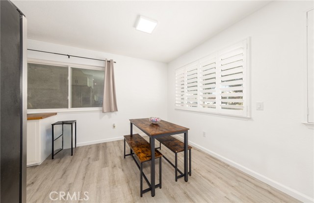 Detail Gallery Image 7 of 17 For 870 Falcon Ln, Redlands,  CA 92374 - 4 Beds | 2 Baths