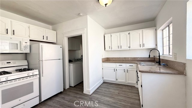 Detail Gallery Image 17 of 32 For 1209 Spence, Los Angeles,  CA 90023 - 2 Beds | 1 Baths