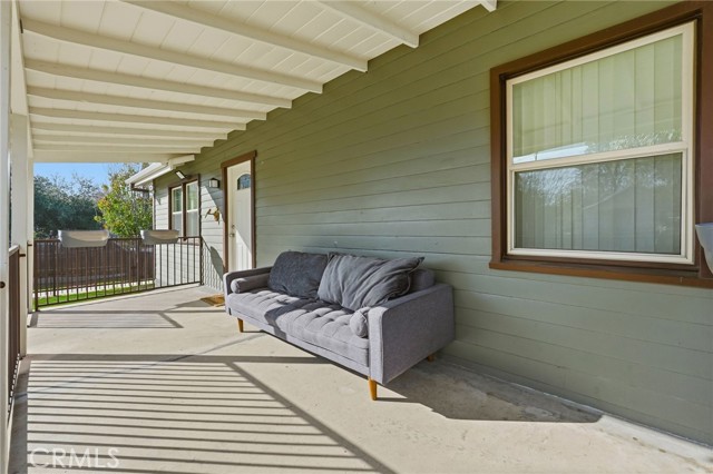 Detail Gallery Image 14 of 59 For 21511 Bassett St. & 6903 Alabama Ave., Canoga Park,  CA 91303 - 5 Beds | 4 Baths