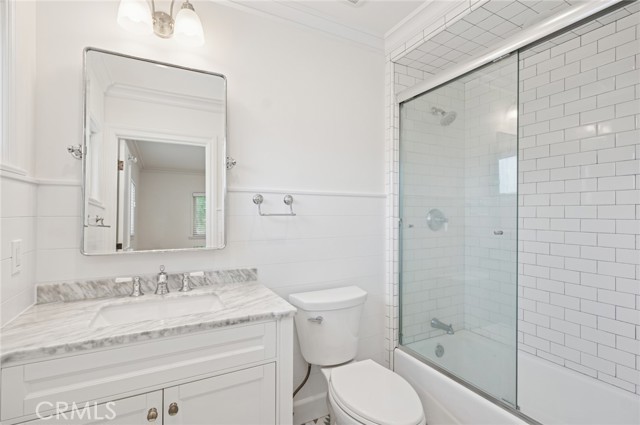 1912 Diana Ln, Newport Beach CA: https://media.crmls.org/medias/51a63868-0d9d-4949-ab40-4ff1641e1564.jpg