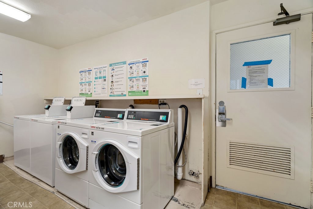 4060 Huerfano Avenue - photo 16