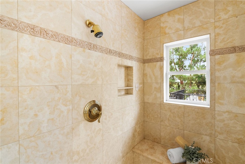 51a73466 85a4 473b 9e39 33fc093502b6