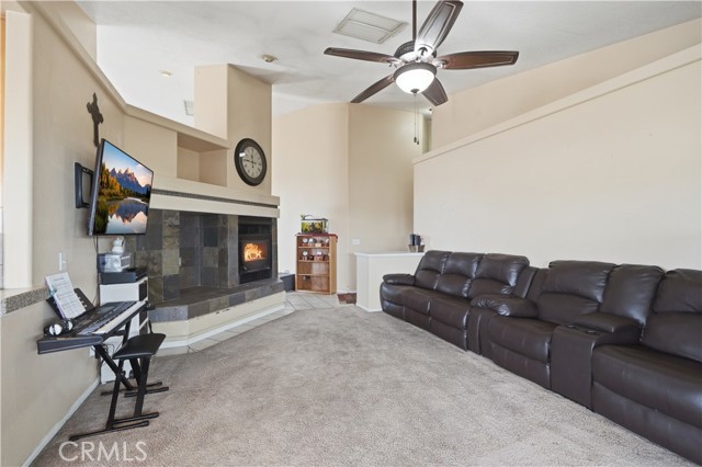 Detail Gallery Image 17 of 47 For 12035 Barbet, Phelan,  CA 92371 - 4 Beds | 2 Baths