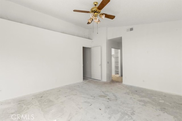 Detail Gallery Image 32 of 37 For 13511 Mountain Drive, Hesperia,  CA 92344 - 4 Beds | 2 Baths