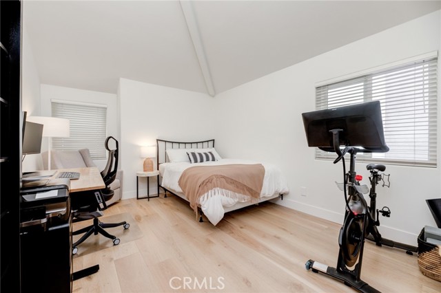 Detail Gallery Image 30 of 42 For 1924 Ruhland Ave #B,  Redondo Beach,  CA 90278 - 3 Beds | 2/1 Baths