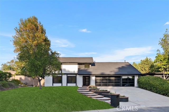 6032 Sun Knoll Circle, Yorba Linda CA: https://media.crmls.org/medias/51a9dfa1-68c1-4aea-b311-dc3c3a3dced3.jpg