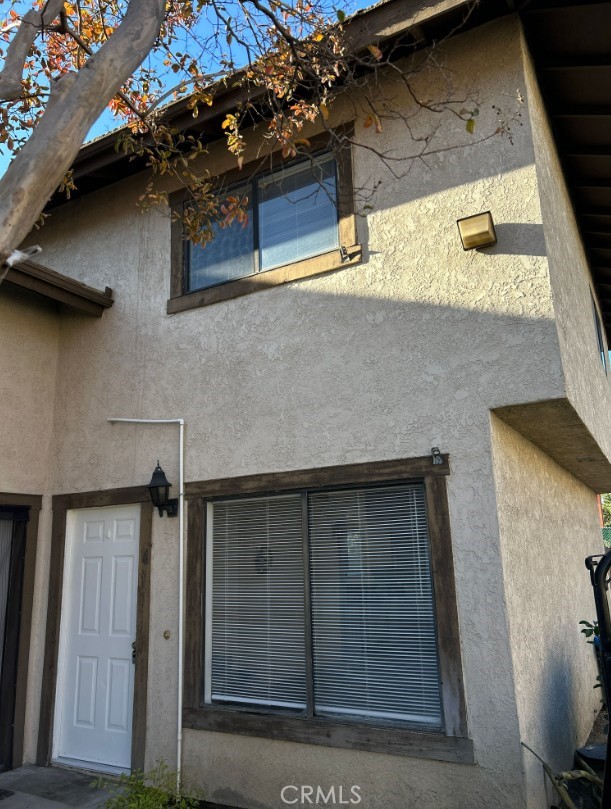 Detail Gallery Image 2 of 18 For 3231 Triumph #4,  Ontario,  CA 91764 - 3 Beds | 1/1 Baths