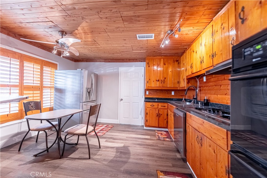 MLS #SR25136812 image #10