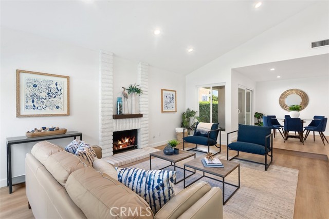 Detail Gallery Image 6 of 46 For 19332 Tomlee Ave, Torrance,  CA 90503 - 3 Beds | 2 Baths