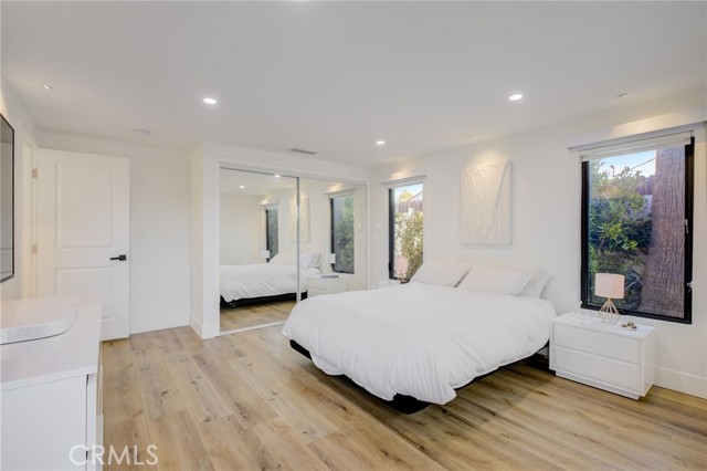 Detail Gallery Image 37 of 66 For 8161 Encino Ave, Northridge,  CA 91325 - 4 Beds | 3 Baths