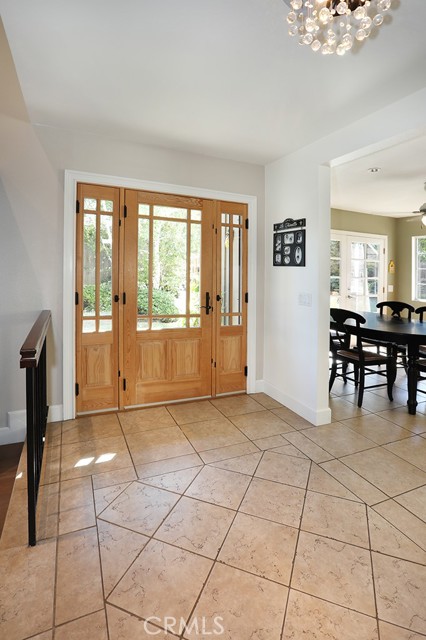 238 Hilltop Lane, Brea CA: https://media.crmls.org/medias/51aaa236-a13a-48fe-a8ae-c25e0976e891.jpg