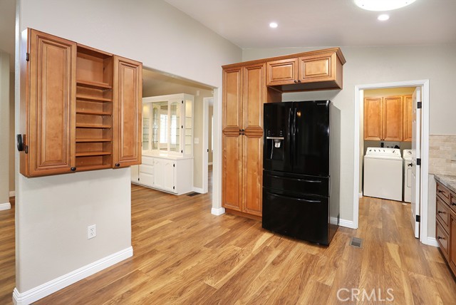 Detail Gallery Image 10 of 47 For 61 Saddleback Rd, Tustin,  CA 92780 - 3 Beds | 2 Baths