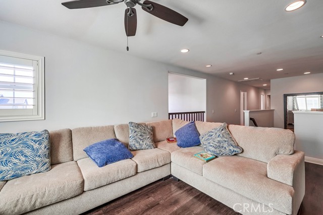 Detail Gallery Image 21 of 38 For 6850 Lucite Dr, Corona,  CA 92880 - 5 Beds | 3/1 Baths